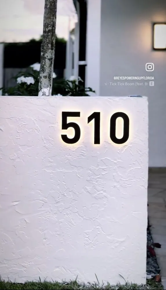 Slide of Reyes Powering Up Florida