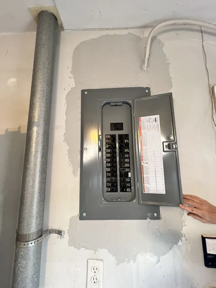 Slide of Reyes Powering Up Florida