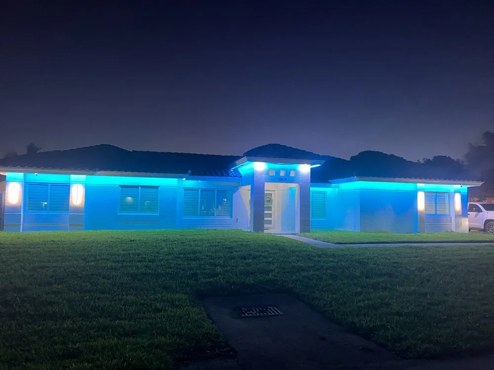 Slide of Reyes Powering Up Florida