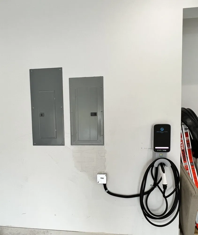 Slide of Reyes Powering Up Florida