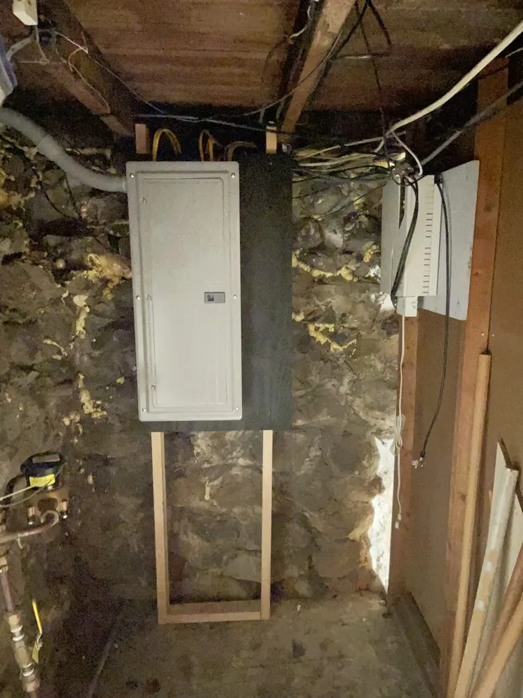 Trusted electrical service for homes in lighting installation,  by 