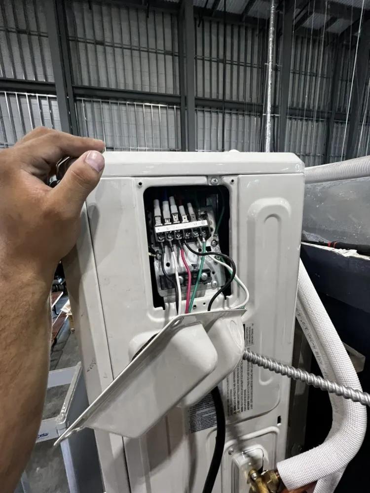 Slide of Reynoso Amp