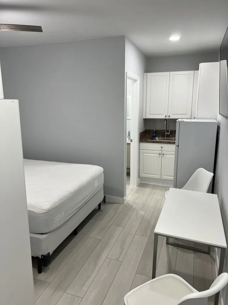 Slide of Rey's Reliable Handyman Services