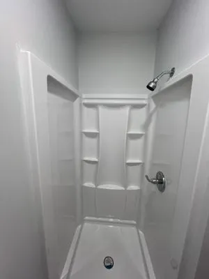 Rey's Reliable Handyman Services Logo