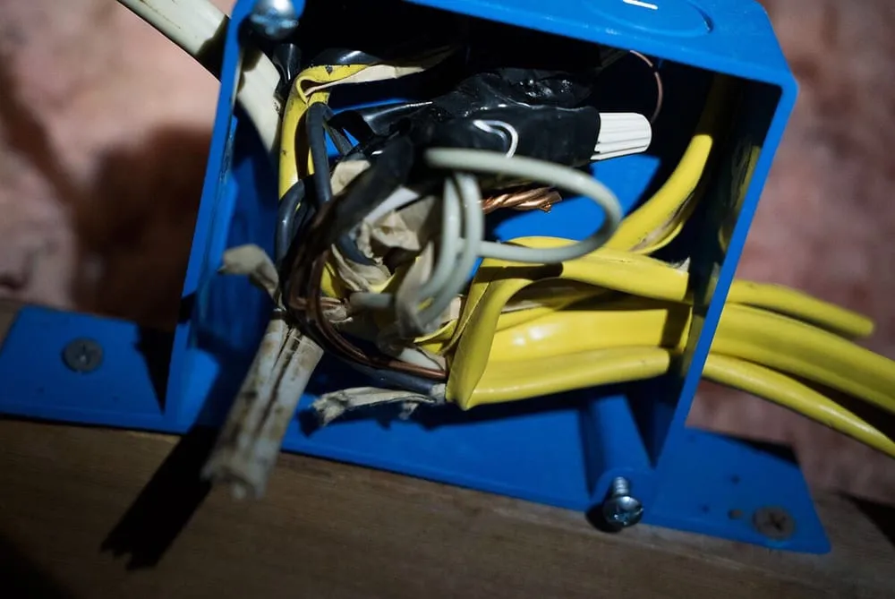 Slide of RG Electric Inc