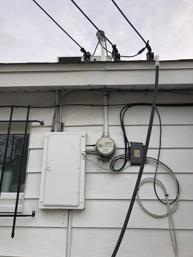 Affordable circuit breaker repair in ,  by RG's and Son's Electric Force