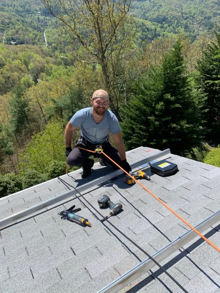 Slide of Rhino Renewables Solar & Electric