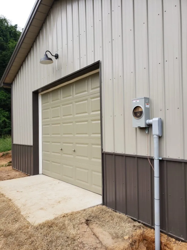 Slide of RhinoWired Electric