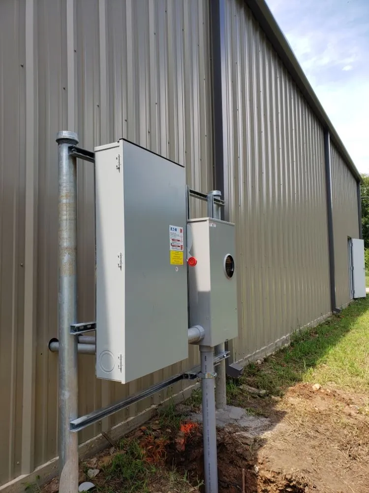 Slide of RhinoWired Electric