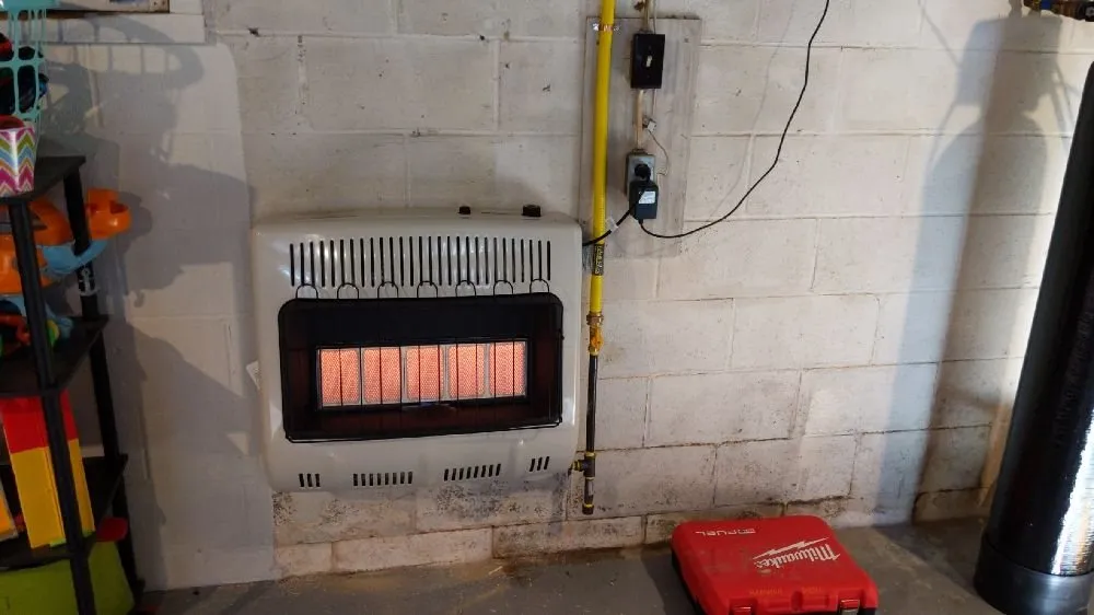 Slide of Rhoades Home Improvement