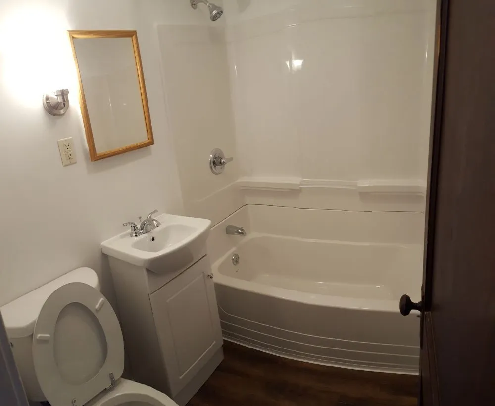 Slide of Rhoades Home Improvement