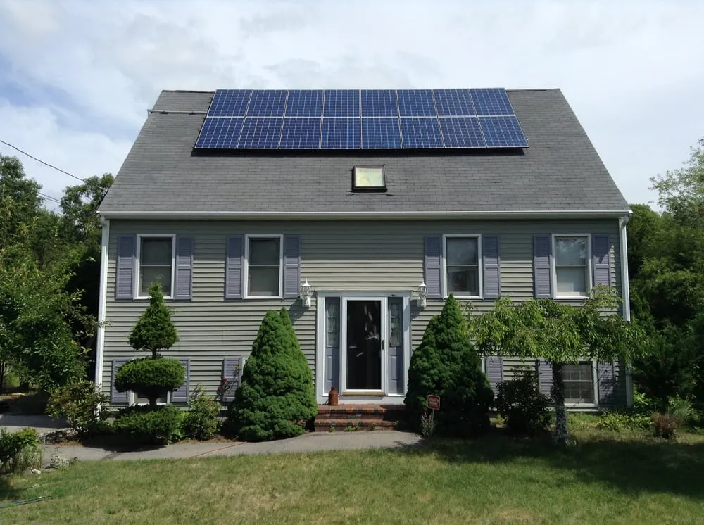 Slide of Rhode Island Solar Solutions