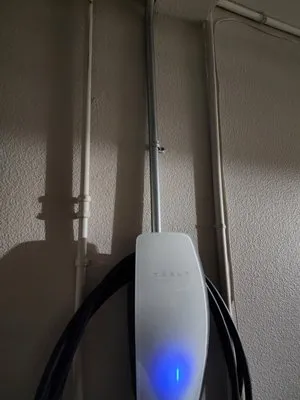 Rhodes Electric Logo