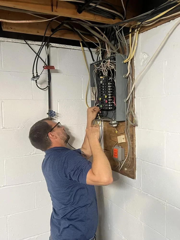 Emergency panel upgrade experts serving Washington, WV - Rhododendron Electric