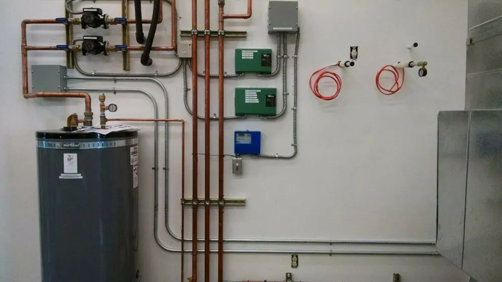 Slide of Ricco Patterson Electric