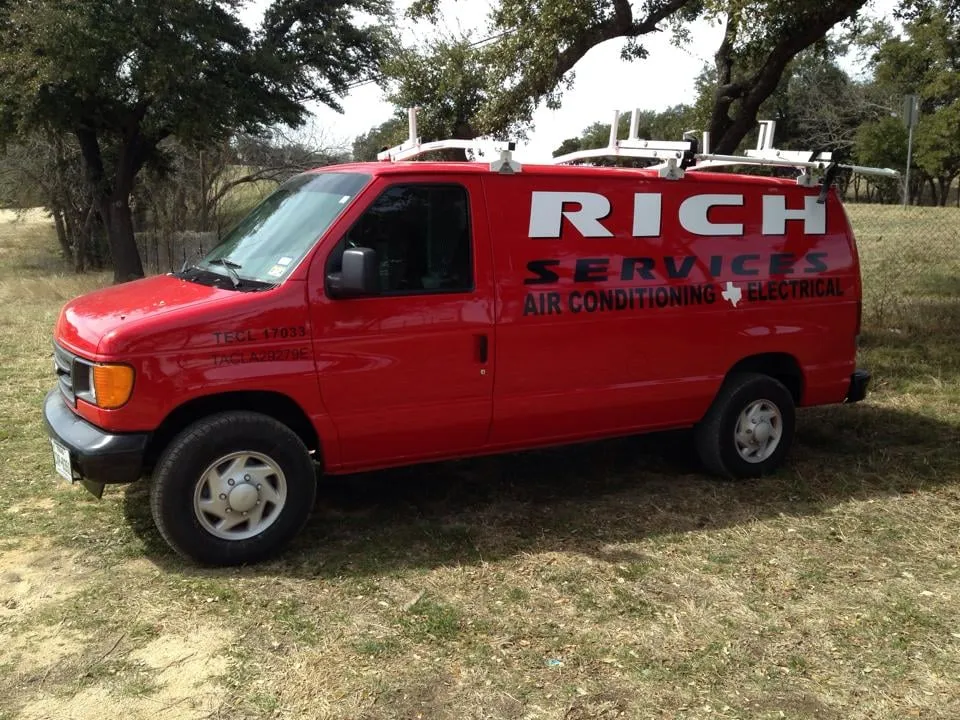 Slide of Rich Construction and Service