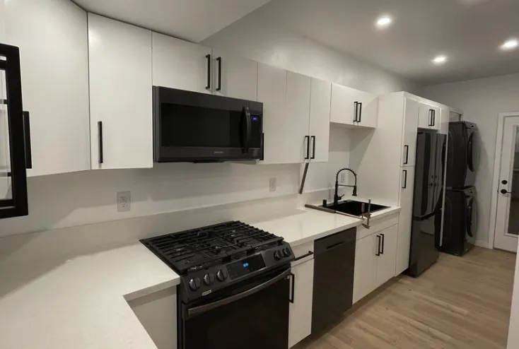 Reliable electrician providing panel upgrade in , 