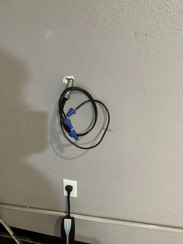 Slide of Richard’s Electrical Services