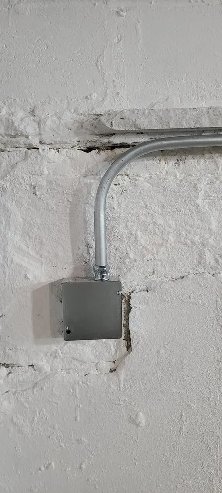 Slide of Richard's Handyman Services