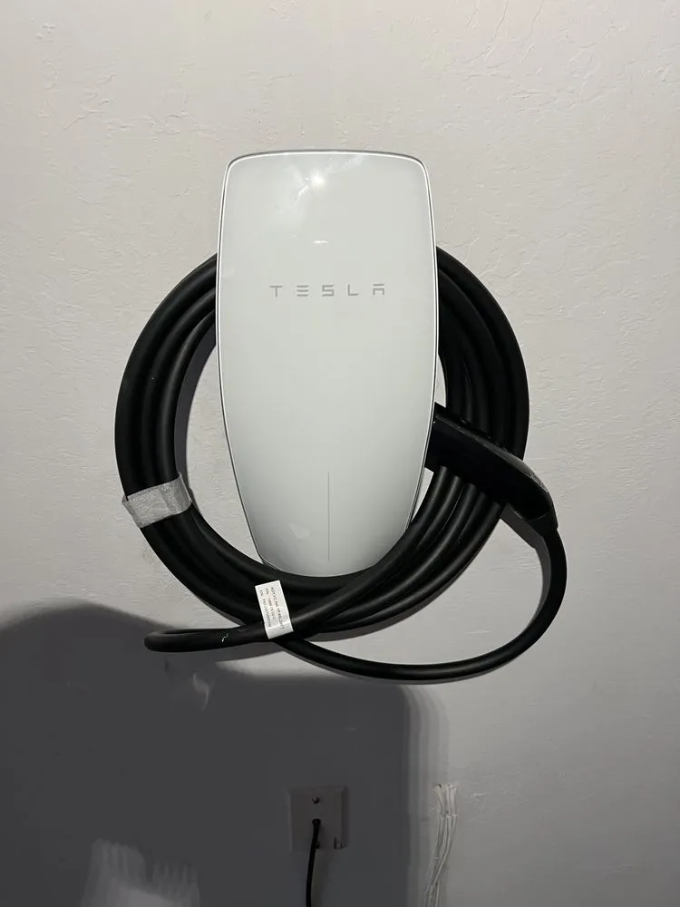 Slide of Richardson Electrical Services