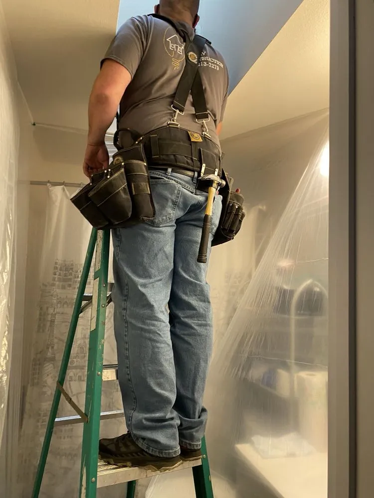 Slide of Richart Builders & Remodelers