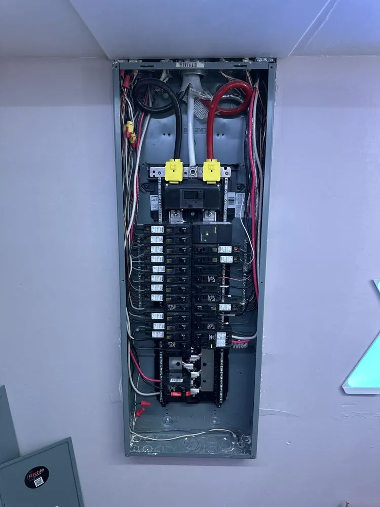 Slide of Richie Electric