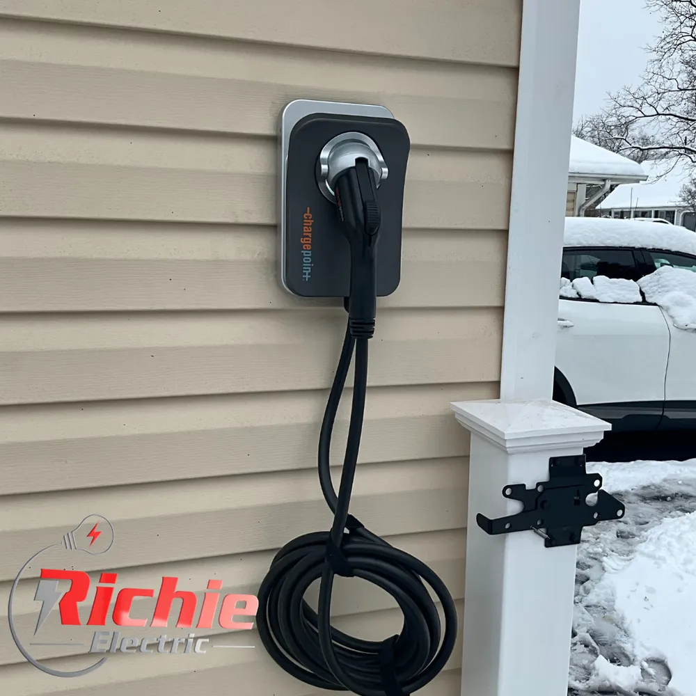 Slide of Richie Electric