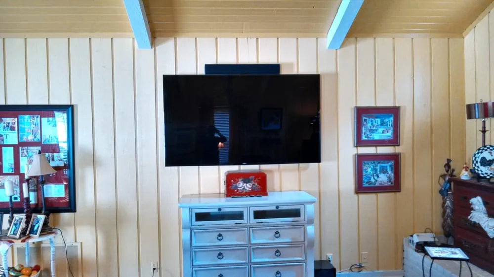 Slide of Rich's Contracting & Custom Audio / Video