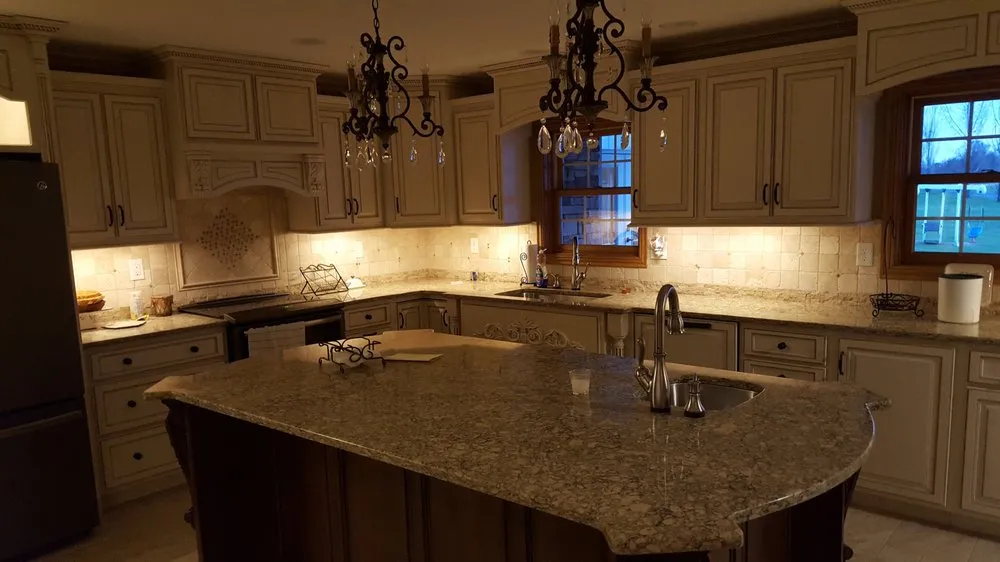 Slide of Rich's Contracting & Custom Audio / Video