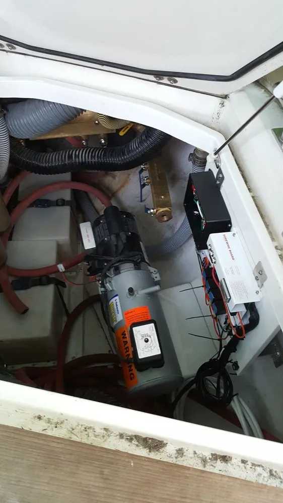 Slide of Rich's Marine Repair