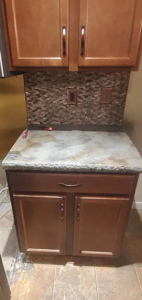 Slide of Rich's Remodel & Repair