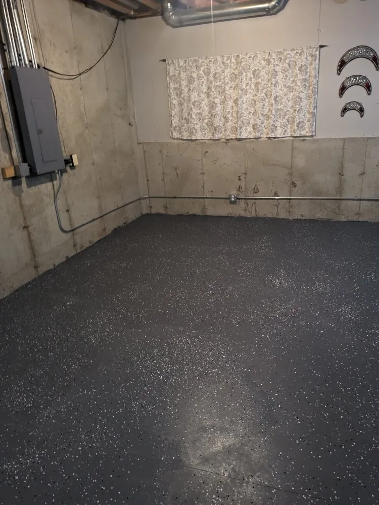 Expert electrician providing wiring installation in , 