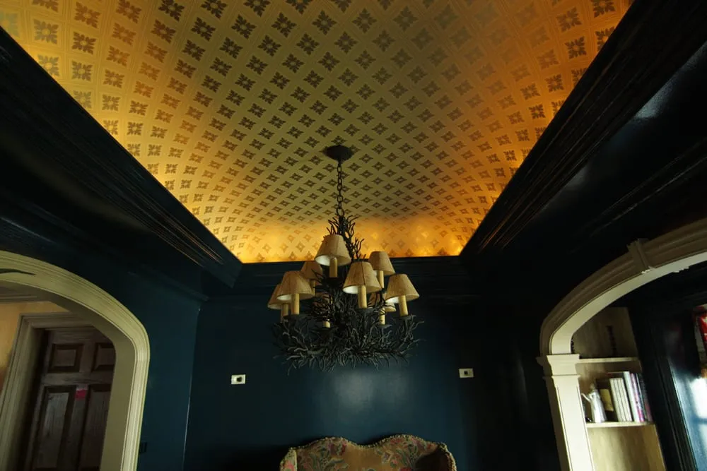 Slide of Rick's Decorating Service