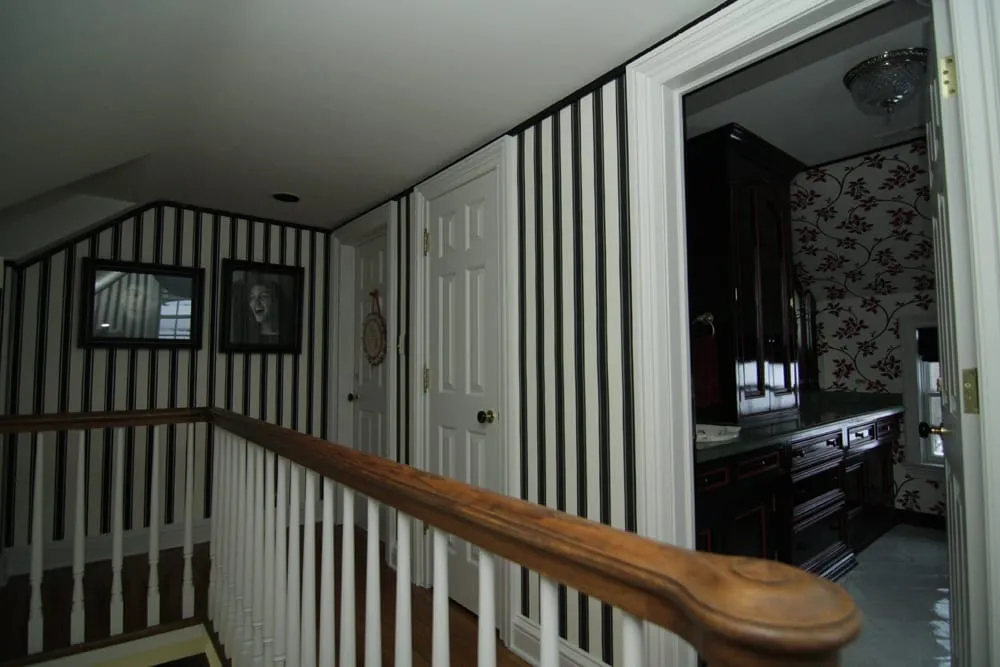 Slide of Rick's Decorating Service