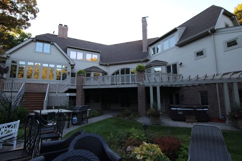 Professional electrical repair in Mount Prospect, IL by Rick's Decorating Service