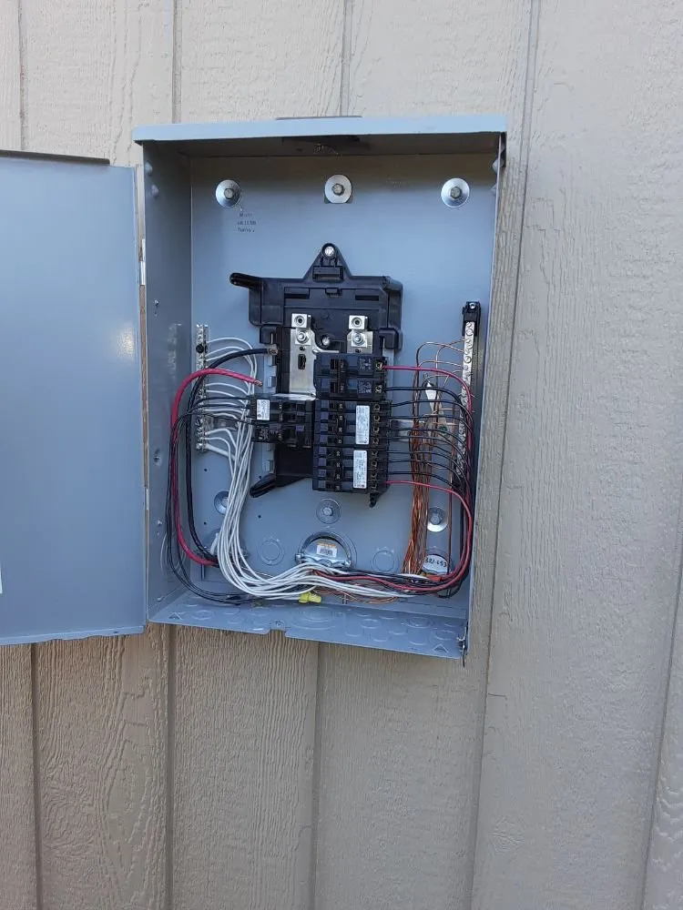 Expert electrician providing lighting installation in , 