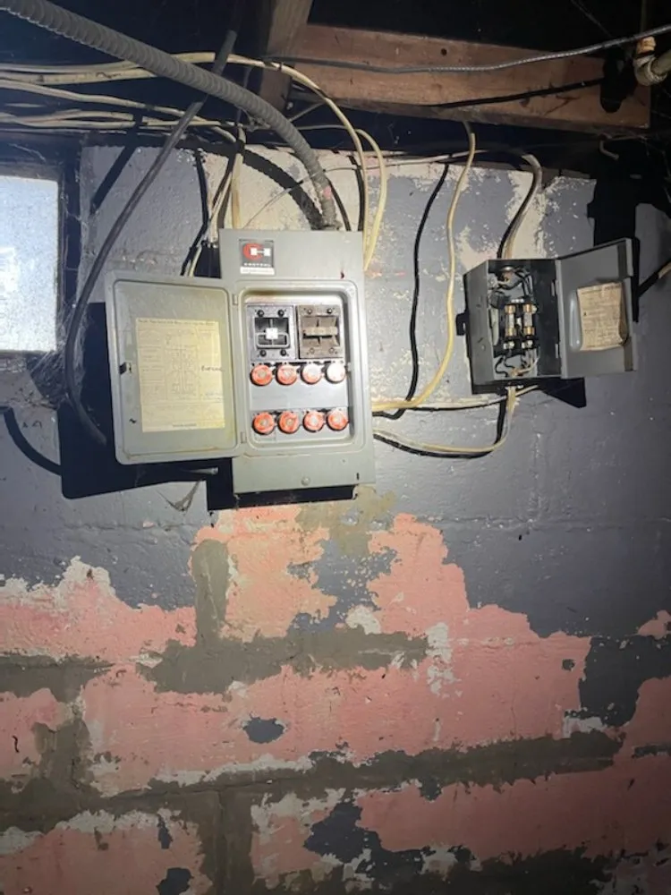 Slide of Ricks Painting And Handyman