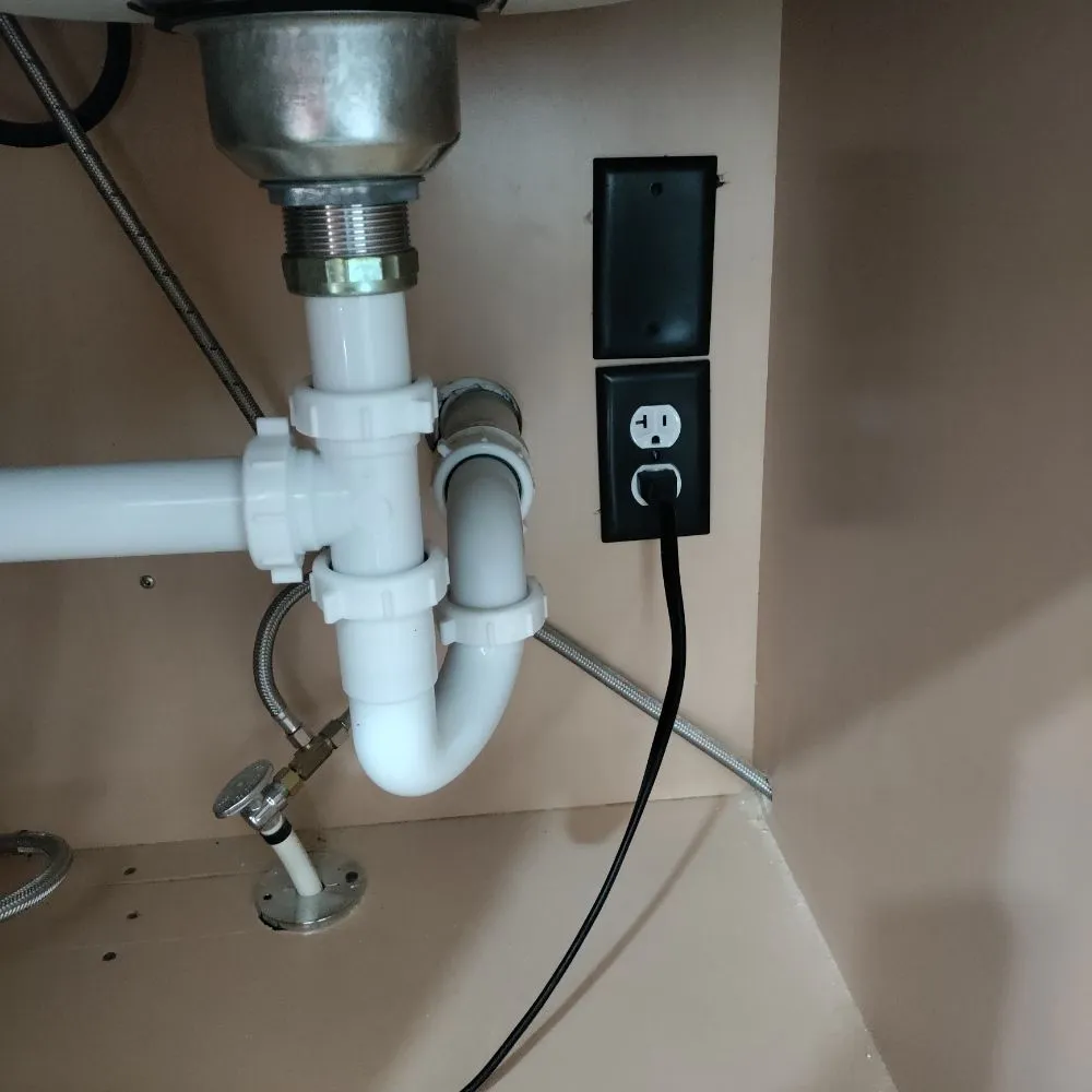 Professional electrical service for homes in wiring installation, by