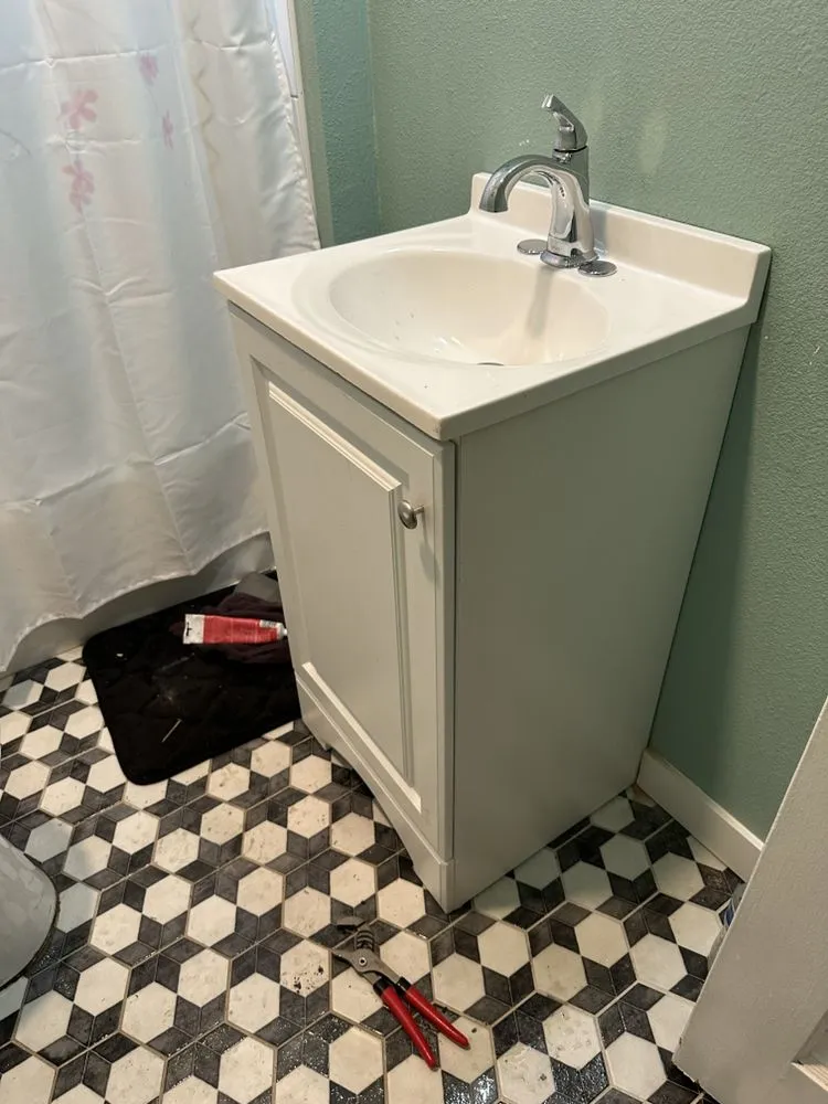 Slide of Ridge Contracting and Solutions