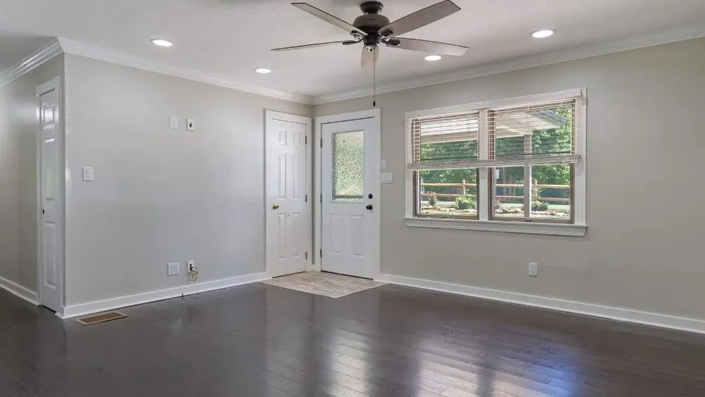 Trusted electrician providing outlet and switch repair in Flag Pond, TN - Ridgeline Electric