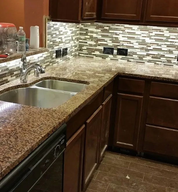 Slide of Right Choice Electrical