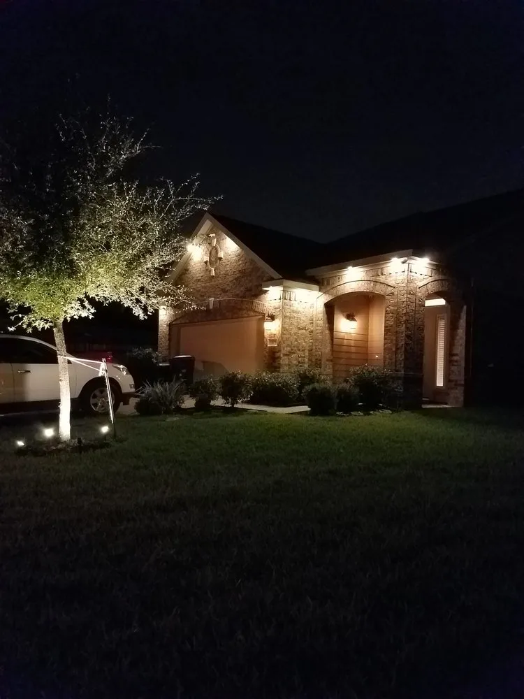 Trusted electrician providing circuit breaker repair in ,