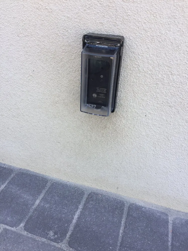 Slide of Right Connections Electric