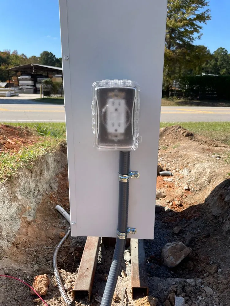 Slide of Right Electrical Services