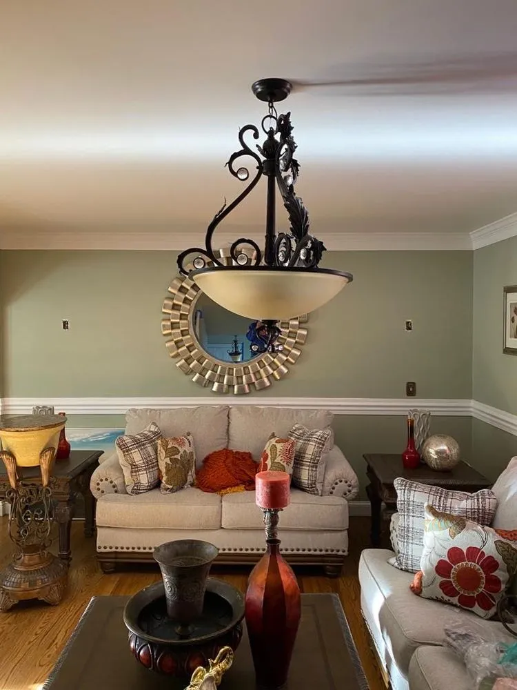 Slide of Right Electrician