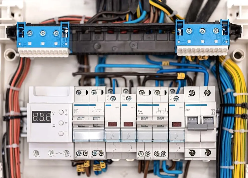 Slide of Right Hand Electric