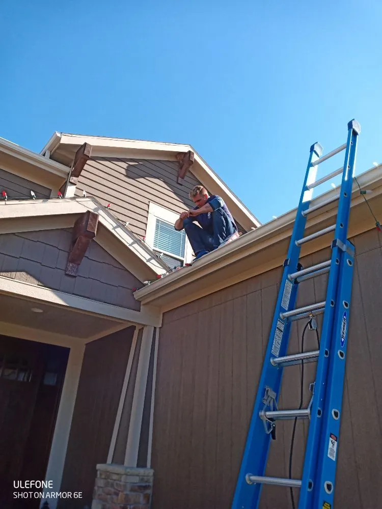 Licensed outlet and switch repair experts serving Lewrance, KS - Right Hand Handy Man