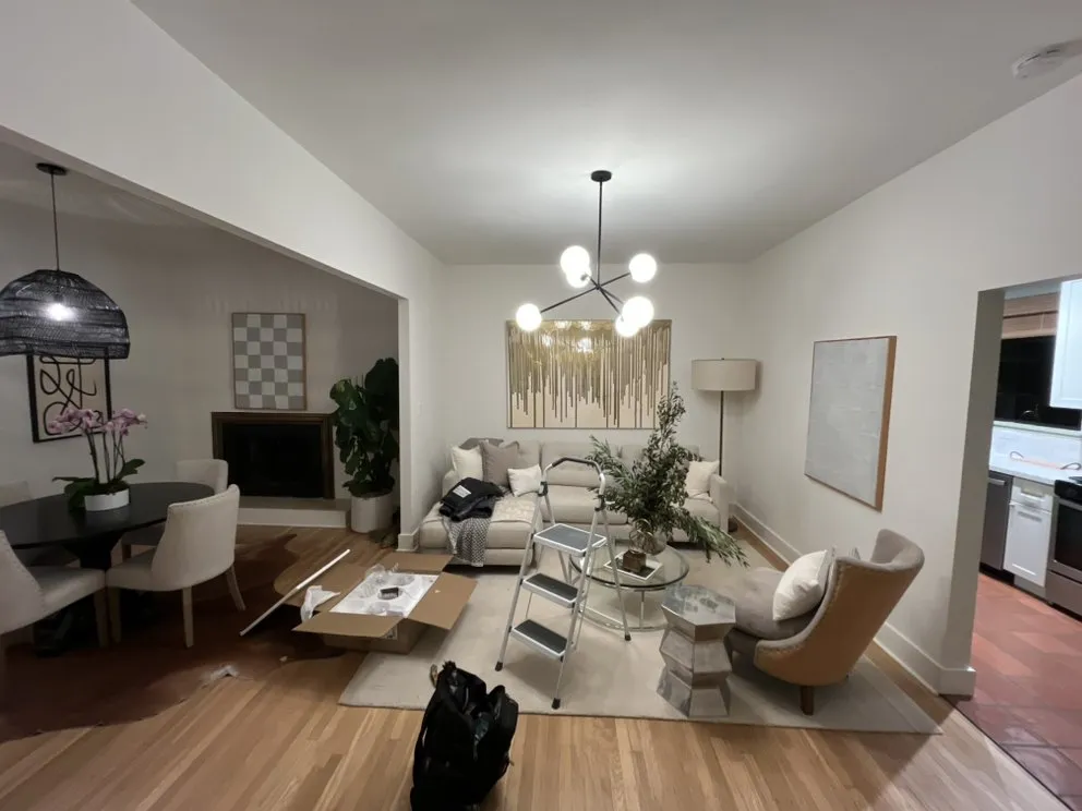 Slide of Right Hand Handyman Services