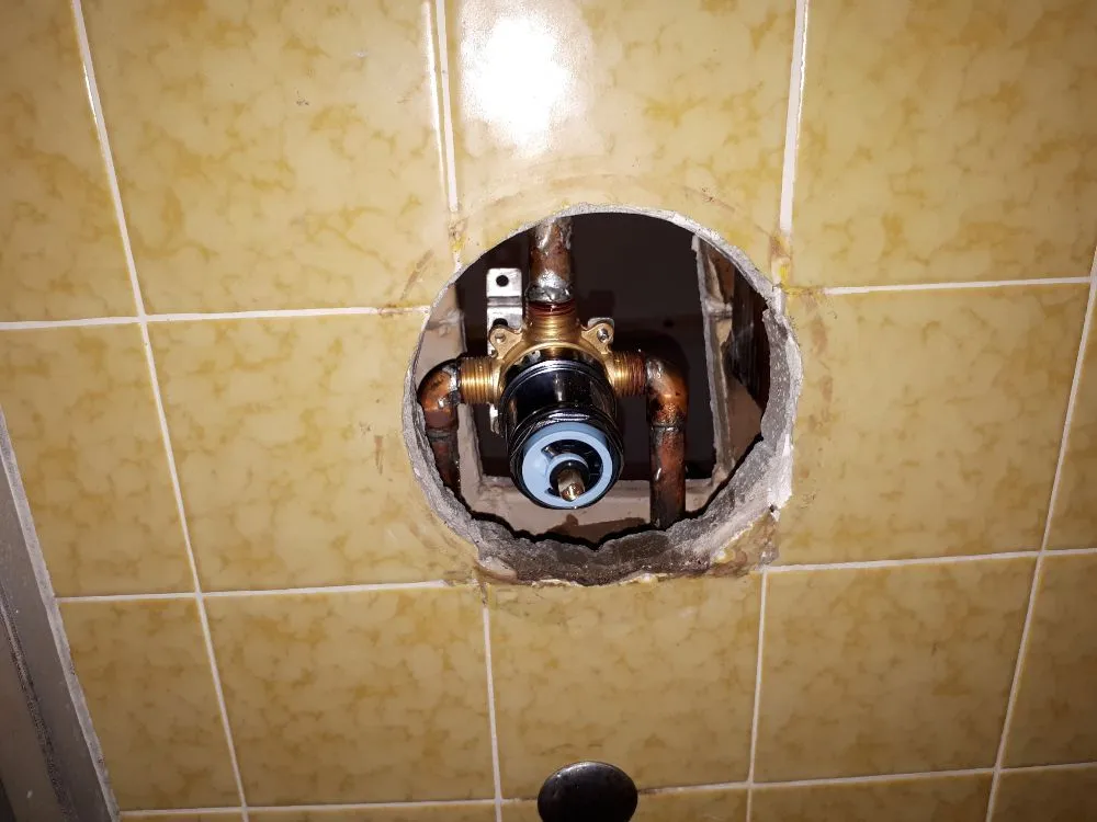 Expert circuit breaker repair experts serving Montrose, CA - Right Handyman Service