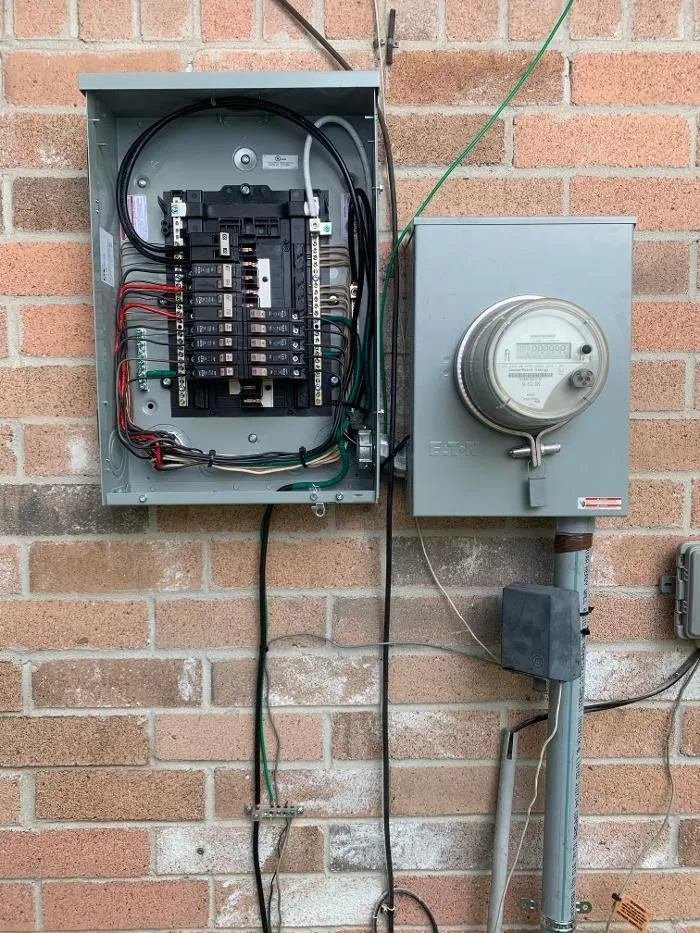 Slide of Right Pro Electrical Services